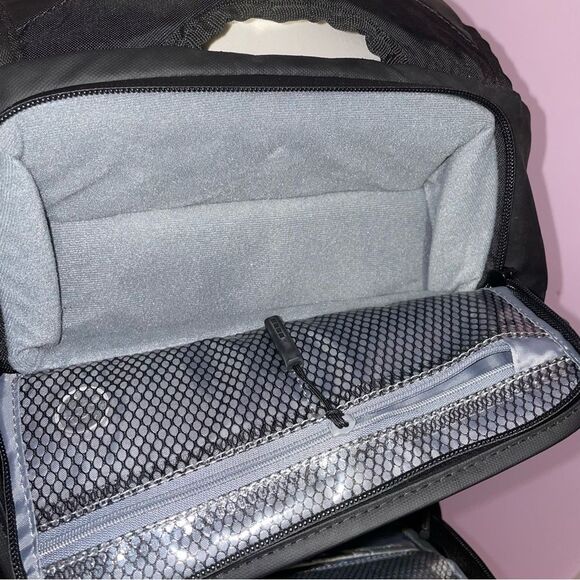 GoPro Daytripper Backpack - Picture 3 of 4